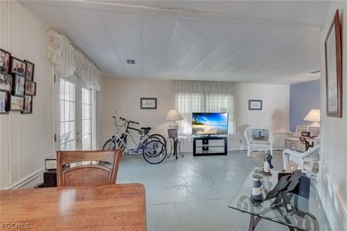 SHOCKINGLY GREAT PRICE!! COMES WITH SHARE! AND GOLF CART IS on Riverbend Golf and Country Club in Florida - for sale on GolfHomes.com, golf home, golf lot