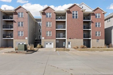 This is a wonderful 2 bed 2 bath golf course condo across from on Blue Top Ridge At Riverside in Iowa - for sale on GolfHomes.com, golf home, golf lot