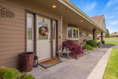 Beautifully Updated Condo in One of the Area's Most Desirable on Shield Crest Golf Course in Oregon - for sale on GolfHomes.com, golf home, golf lot
