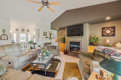 Beautifully Updated Condo in One of the Area's Most Desirable on Shield Crest Golf Course in Oregon - for sale on GolfHomes.com, golf home, golf lot