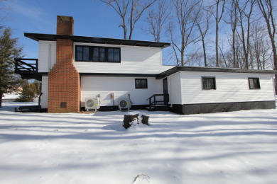 Updated Home Close to the Gold Course on Treasure Lake - Gold in Pennsylvania - for sale on GolfHomes.com, golf home, golf lot