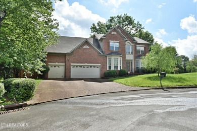 Looking for a spacious home that's conveniently located to on Gettysvue Country Club in Tennessee - for sale on GolfHomes.com, golf home, golf lot