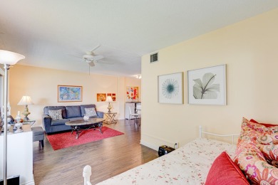 55+ COMMUNITY, BEAUTIFUL AND VERY TASTEFUL DECORATED UNIT, WITH on Ocean Breeze Golf and Country Club in Florida - for sale on GolfHomes.com, golf home, golf lot