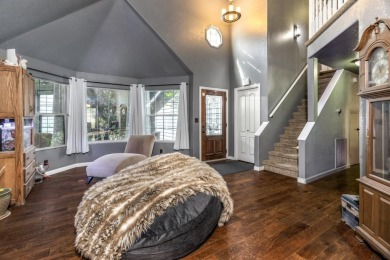 Newly updated and move-in ready in the desirable Forest Meadows on Forest Meadows Golf Course in California - for sale on GolfHomes.com, golf home, golf lot