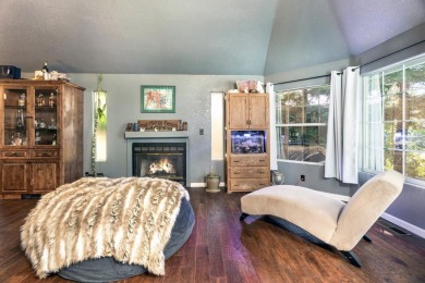 Newly updated and move-in ready in the desirable Forest Meadows on Forest Meadows Golf Course in California - for sale on GolfHomes.com, golf home, golf lot