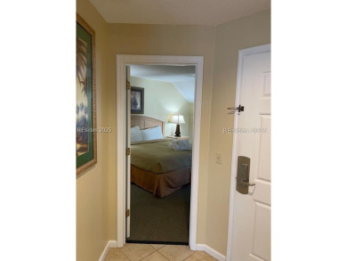 Why own more than you can use? Premium location and walking on Port Royal Golf and Racquet Club in South Carolina - for sale on GolfHomes.com, golf home, golf lot