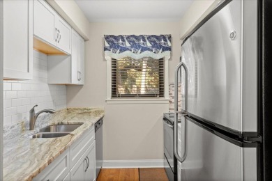 Immaculate and well maintained upper level 1 bedroom 1.5 on The Seabrook Island Club in South Carolina - for sale on GolfHomes.com, golf home, golf lot