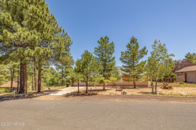 PRICE IMPROVEMENT!!! Tucked away in the desirable Continental on Continental Country Club in Arizona - for sale on GolfHomes.com, golf home, golf lot