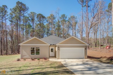 The Hunter Plan - This is a beautiful 3 bedroom 2 full bath home on Turtle Cove Golf Course in Georgia - for sale on GolfHomes.com, golf home, golf lot