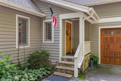 The perfect 3 bed, 3 and 1/2 bath Cottage with ample sized rooms on Burlingame Country Club in North Carolina - for sale on GolfHomes.com, golf home, golf lot