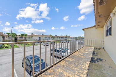 Value-Priced 2BR/2BA in King's Point Golf & Country Club - 55+ on Addison Reserve in Florida - for sale on GolfHomes.com, golf home, golf lot