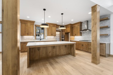 Open House 5/24 11-3. Embrace the perfect blend of style on Sunriver Caldera Springs Golf Course in Oregon - for sale on GolfHomes.com, golf home, golf lot