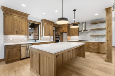 Open House 5/24 11-3. Embrace the perfect blend of style on Sunriver Caldera Springs Golf Course in Oregon - for sale on GolfHomes.com, golf home, golf lot