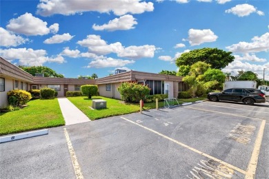 Welcome to this beautifully updated first-floor villa in the on Kings Point Golf -Flanders Way in Florida - for sale on GolfHomes.com, golf home, golf lot