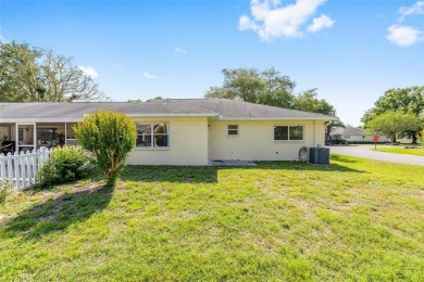Come and look at this clean, Expanded Grand Lafayette located in on On Top of the World Golf Course in Florida - for sale on GolfHomes.com, golf home, golf lot