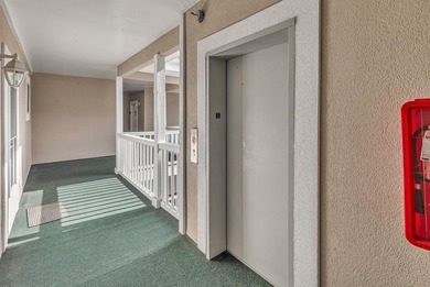 LARGE PRISTINE LUXURY TOP FLOOR CORNER VILLA WITH TONS AND TONS on  in South Carolina - for sale on GolfHomes.com, golf home, golf lot