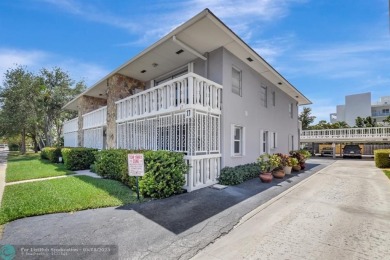 Welcome to downtown Lake Worth Beach! You can't beat the on Lake Worth Municipal Golf Course in Florida - for sale on GolfHomes.com, golf home, golf lot