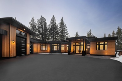 Perfectly positioned on the golf course in Gray's Crossing, this on  in California - for sale on GolfHomes.com, golf home, golf lot