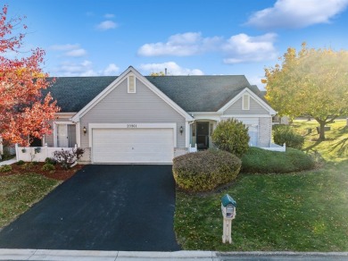 Lovely, cared for ranch townhome located in prestigious 55+ on The Links at Carillon in Illinois - for sale on GolfHomes.com, golf home, golf lot