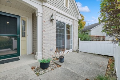 Lovely, cared for ranch townhome located in prestigious 55+ on The Links at Carillon in Illinois - for sale on GolfHomes.com, golf home, golf lot