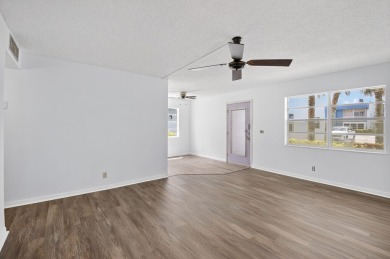 **Move-In Ready 2BR/2BA Condo in King's Point - 55+ on Kings Point Golf -Flanders Way in Florida - for sale on GolfHomes.com, golf home, golf lot
