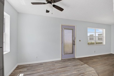 **Move-In Ready 2BR/2BA Condo in King's Point - 55+ on Kings Point Golf -Flanders Way in Florida - for sale on GolfHomes.com, golf home, golf lot