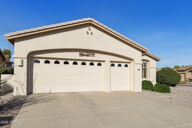 Bright and cheery Oakmont in the highly sought-after Oakwood on Oakwood Golf Club  in Arizona - for sale on GolfHomes.com, golf home, golf lot