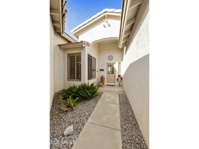 Bright and cheery Oakmont in the highly sought-after Oakwood on Oakwood Golf Club  in Arizona - for sale on GolfHomes.com, golf home, golf lot