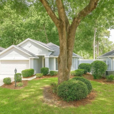 Charming 2 Bed, 2 Bath Villa at Rainbow Springs Country Club on Rainbow Springs Golf and Country Club in Florida - for sale on GolfHomes.com, golf home, golf lot