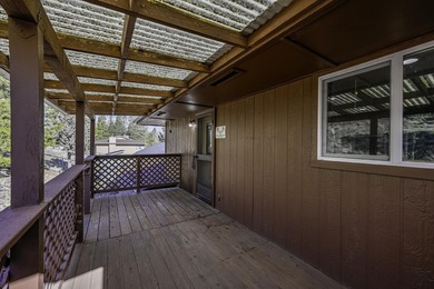 Spacious and beautifully positioned, this 3-bedroom, 2.5-bath on Lake Shastina Golf Course in California - for sale on GolfHomes.com, golf home, golf lot