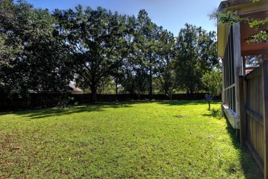 This lovely two-story brick home is located in The Highlands on on Highland Oaks Golf Course in Alabama - for sale on GolfHomes.com, golf home, golf lot