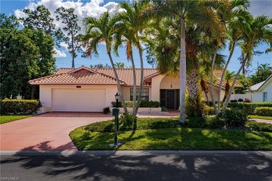 Immediate Golf Membership with purchase of home!! Play Golf on Foxfire Golf and Country Club  in Florida - for sale on GolfHomes.com, golf home, golf lot