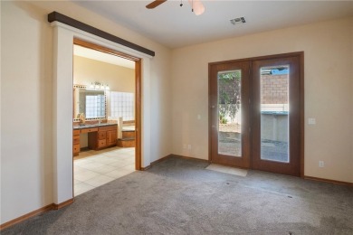 This stunning golf course area home is tucked in a quiet on London Bridge Golf Course in Arizona - for sale on GolfHomes.com, golf home, golf lot