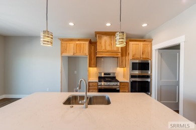 LANDSCAPING INCLUDED & MOVE-IN READY! Welcome to your new home on Sage Lakes Municipal Golf Course in Idaho - for sale on GolfHomes.com, golf home, golf lot