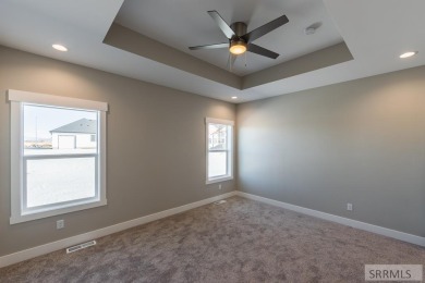LANDSCAPING INCLUDED & MOVE-IN READY! Welcome to your new home on Sage Lakes Municipal Golf Course in Idaho - for sale on GolfHomes.com, golf home, golf lot