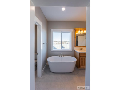 LANDSCAPING INCLUDED & MOVE-IN READY! Welcome to your new home on Sage Lakes Municipal Golf Course in Idaho - for sale on GolfHomes.com, golf home, golf lot