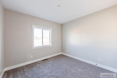 LANDSCAPING INCLUDED & MOVE-IN READY! Welcome to your new home on Sage Lakes Municipal Golf Course in Idaho - for sale on GolfHomes.com, golf home, golf lot