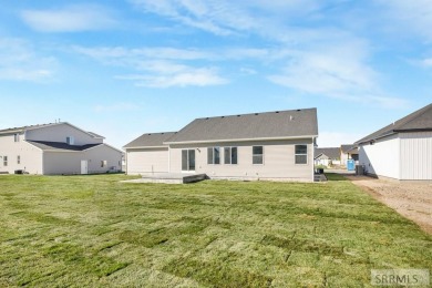 LANDSCAPING INCLUDED & MOVE-IN READY! Welcome to your new home on Sage Lakes Municipal Golf Course in Idaho - for sale on GolfHomes.com, golf home, golf lot