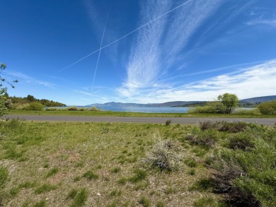 Rare homesite with unobstructed panoramic views of Klamath Lake on Running Y Ranch Resort in Oregon - for sale on GolfHomes.com, golf home, golf lot
