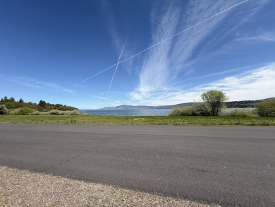 Rare homesite with unobstructed panoramic views of Klamath Lake on Running Y Ranch Resort in Oregon - for sale on GolfHomes.com, golf home, golf lot