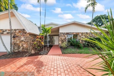 Exceptional Golf Course Home - No HOA; Welcome to this on Jacaranda Golf Club in Florida - for sale on GolfHomes.com, golf home, golf lot