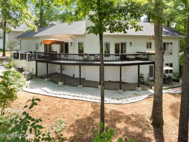 Spectacular move-in ready 2545 sqft of year round LAKE VIEWS on Toqua Golf Course - Loudon County in Tennessee - for sale on GolfHomes.com, golf home, golf lot