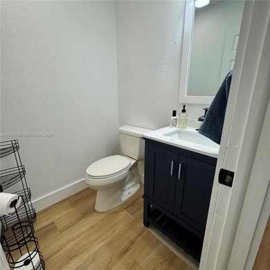 Beautifully remodeled townhome located in the desirable gated on Briar Bay Golf Course in Florida - for sale on GolfHomes.com, golf home, golf lot