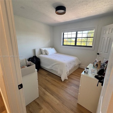 Beautifully remodeled townhome located in the desirable gated on Briar Bay Golf Course in Florida - for sale on GolfHomes.com, golf home, golf lot