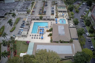 Discover this beautiful & impeccable FIRST-FLOOR condo in a on Wynmoor Golf Course in Florida - for sale on GolfHomes.com, golf home, golf lot
