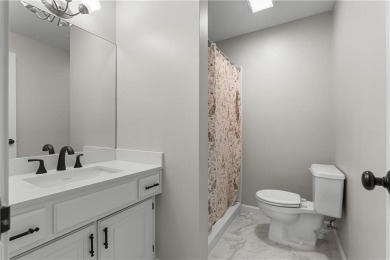 Beautifully Updated Home on the Golf Course and Across from the on Lakewood Oaks Golf Club, Ltd. in Missouri - for sale on GolfHomes.com, golf home, golf lot
