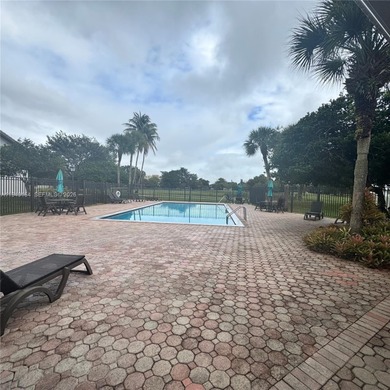 Beautifully remodeled townhome located in the desirable gated on Briar Bay Golf Course in Florida - for sale on GolfHomes.com, golf home, golf lot