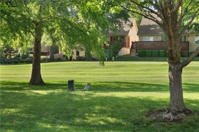 Beautifully Updated Home on the Golf Course and Across from the on Lakewood Oaks Golf Club, Ltd. in Missouri - for sale on GolfHomes.com, golf home, golf lot