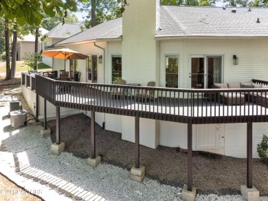Spectacular move-in ready 2545 sqft of year round LAKE VIEWS on Toqua Golf Course - Loudon County in Tennessee - for sale on GolfHomes.com, golf home, golf lot