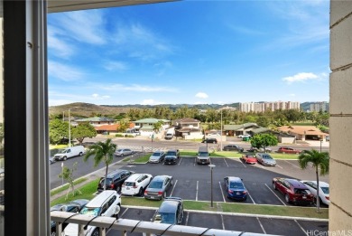 Escape to paradise with this stunning 2 bed/1 bath condo on Honolulu Country Club in Hawaii - for sale on GolfHomes.com, golf home, golf lot